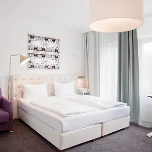 Hotel Les Nations, Berlín