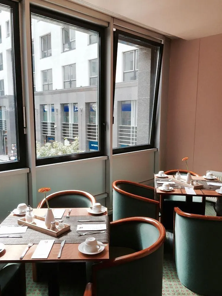 Arcadia Hotel Berlin 3*,