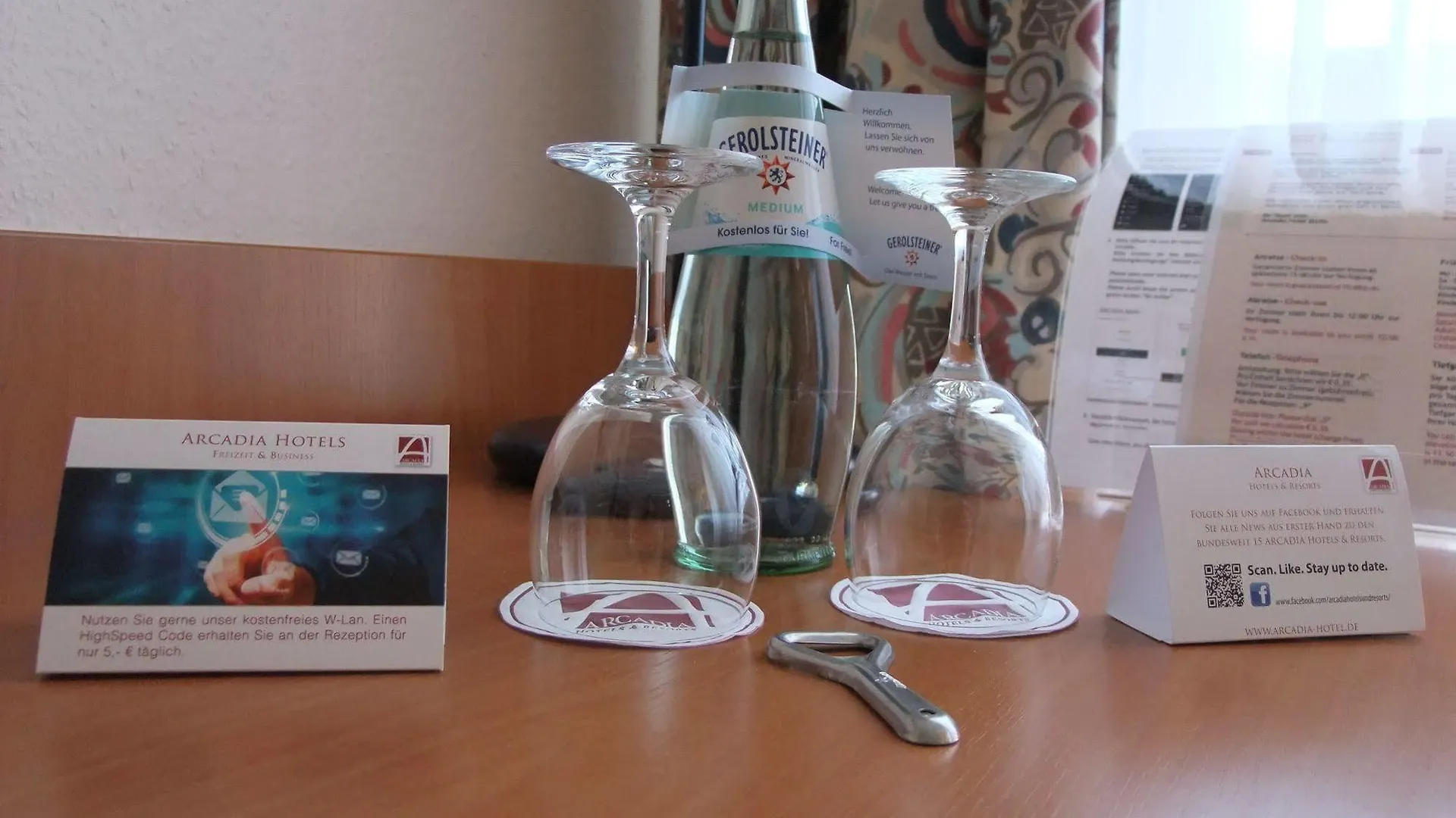 Arcadia Hotel Berlin 3*,